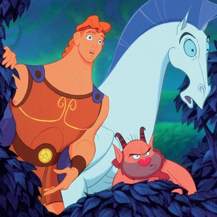 Οπότε, περνάμε από αυτήν την ίδια άσκηση με τον Ηρακλή, είναι το ‘Μπορούμε να το χτίσουμε, μπορούμε να χτίσουμε έναν κόσμο από αυτό που να επεκτείνεται πέρα από αυτό και να είναι υπέροχο; Και νομίζω αυτό θέλουν οι θεατές, σωστά;