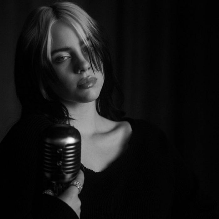 Η τραγουδίστρια Billie Eilish μπήκε για πρώτη φορά σε εφαρμογή γνωριμιών όταν ήταν 13 ετών.