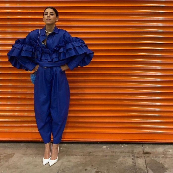 Η Demy φόρεσε έναν printed μίνι φόρεμα όπως καμία άλλη