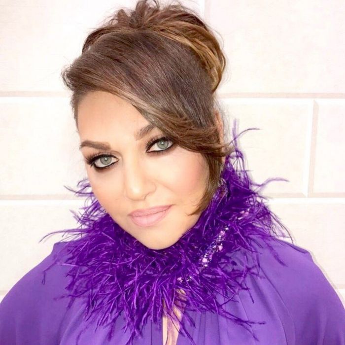 Η Καίτη είναι από τις πιο αγαπημένες και ακομπλεξάριστες Ελληνίδες celebrities, με αμέτρητους θαυμαστές που την ακολουθούν φανατικά. 