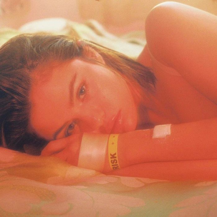  Selena Gomez: 20 sexy photos της που «έριξαν» το insta και σίγουρα έχεις ξεχάσει