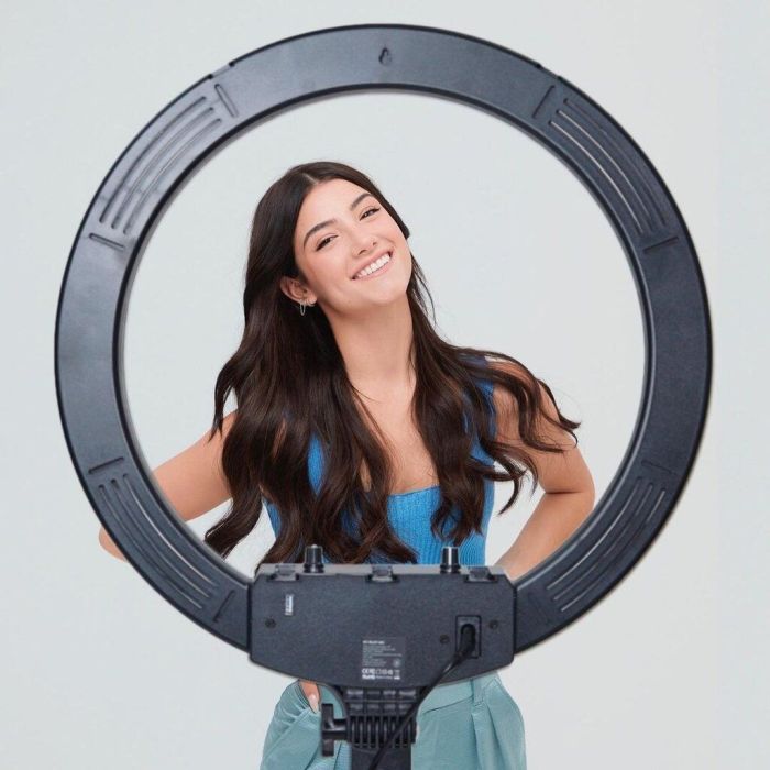 Charli D’Amelio (109.8 million)