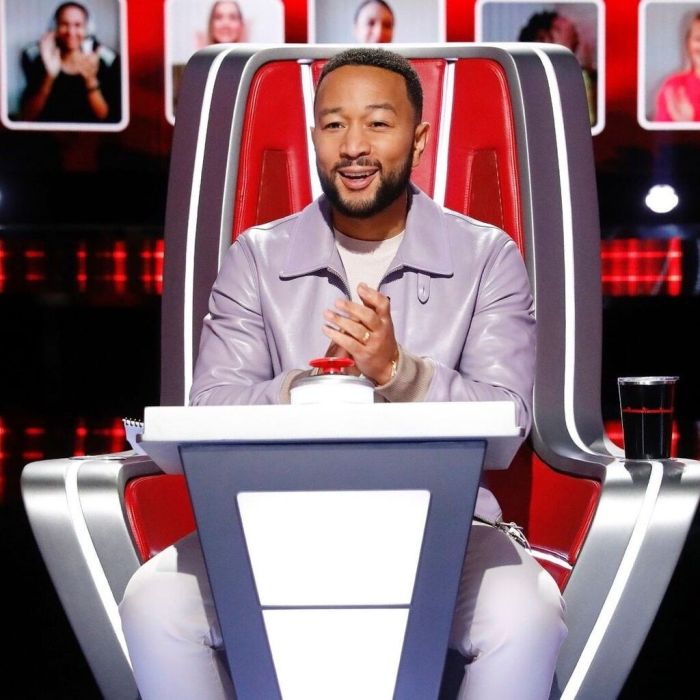 Η Ariana Grande θα βρίσκεται δίπλα στην Kelly Clarkson, τον John Legend και τον Blake Shelton