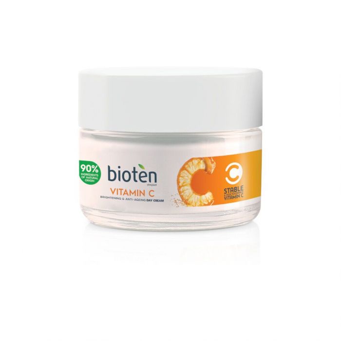 BIOTEN, VITAMIN C DAY CREAM: Η πανθενόλη και το υαλουρονικό οξύ, που περιέχει, αυξάνουν την ενυδάτωση και την ελαστικότητα του δέρματος αφήνοντάς το απαλό και ελαστικό. Η βιταμίνη C βοηθά την επιδερμίδα να λάμψει και να είναι υγιής, χωρίς δυσχρωμίες, ως 1