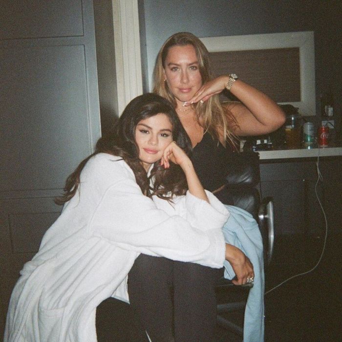 Selena Gomez: 25 photos που αποδεικνύουν ότι είναι η καλύτερη φίλη που έχει υπάρξει