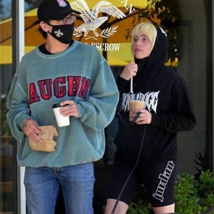 πηγή: fanpage of billie eilish @_.edit.__.billie._