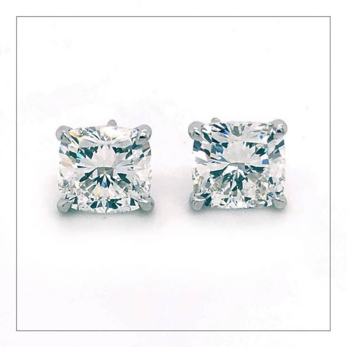 H Regina King φόρεσε κοσμήματα Forevermark από την Avaanti™ Collection.