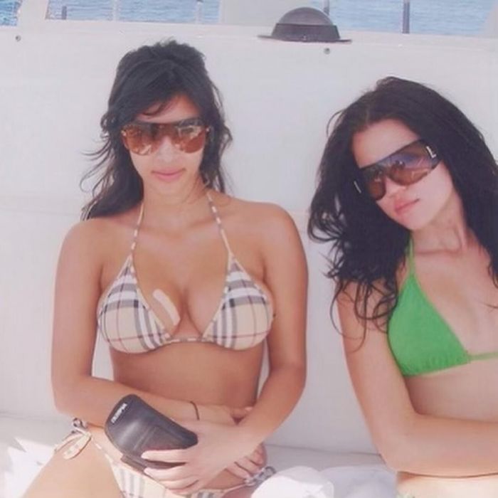 Το post περιλάμβανε φωτογραφίες από την παιδική τους ηλικία μέχρι και σήμερα. 