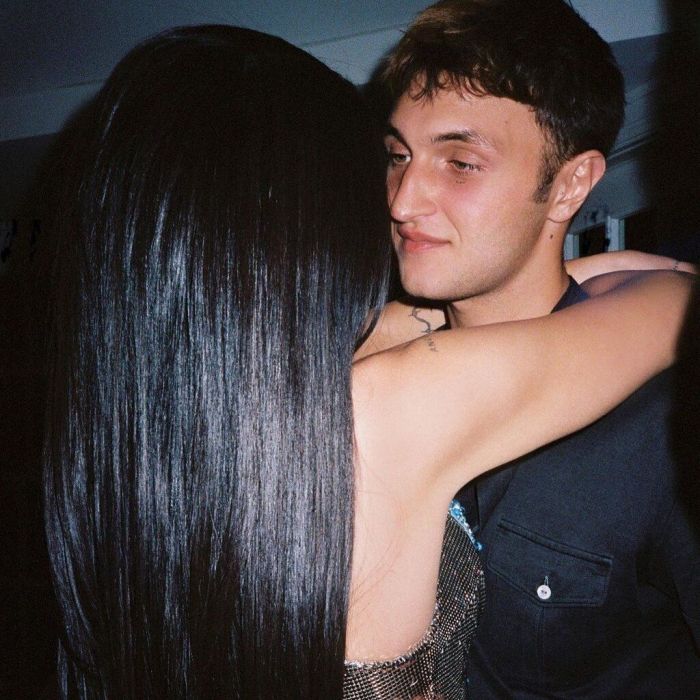 Dua Lipa: Η αποκάλυψη για τον Anwar Hadid θα σε κάνει να λιώσεις