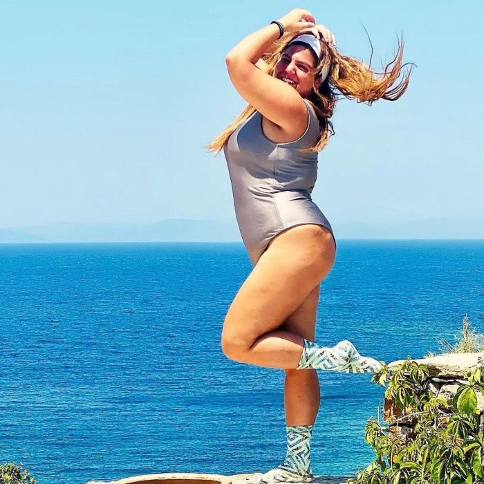 Η Δανάη Μπάρκα ποζάρει πιο ευτυχισμένη από ποτέ - Δες ποιος την έβγαλε φωτογραφία