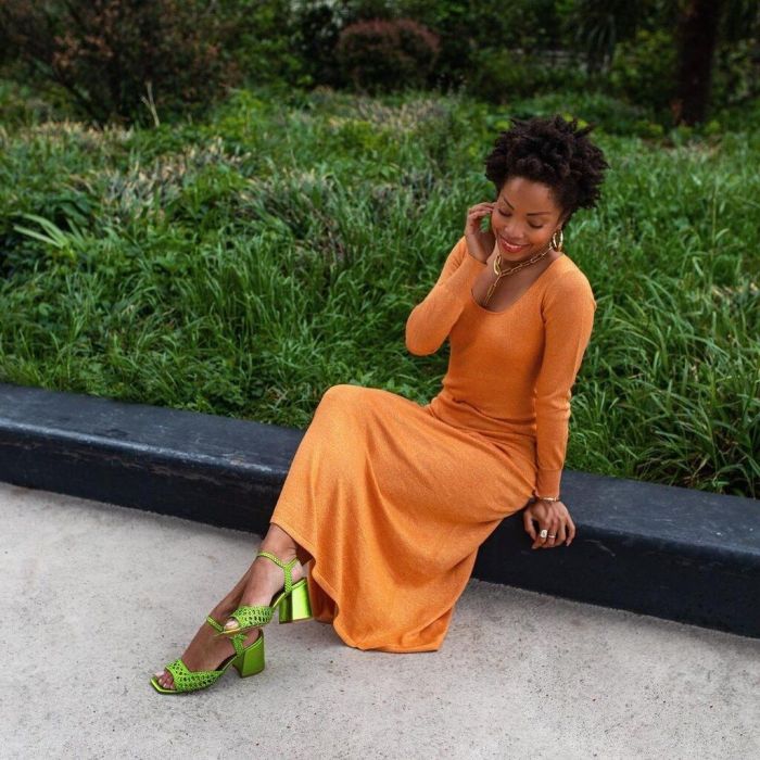 Πορτοκαλί + πράσινο:

Η influencer Ellie Delphine αποδεικνύει ότι με τις σωστές styling επιλογές, αυτός ο συνδυασμός είναι πολύ ωραίος. @slipintostyle

