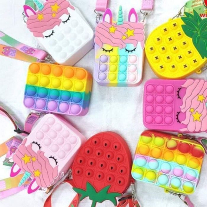 Τα Pop it θα γίνουν το νέο σου κόλλημα. @butiklove.modniei