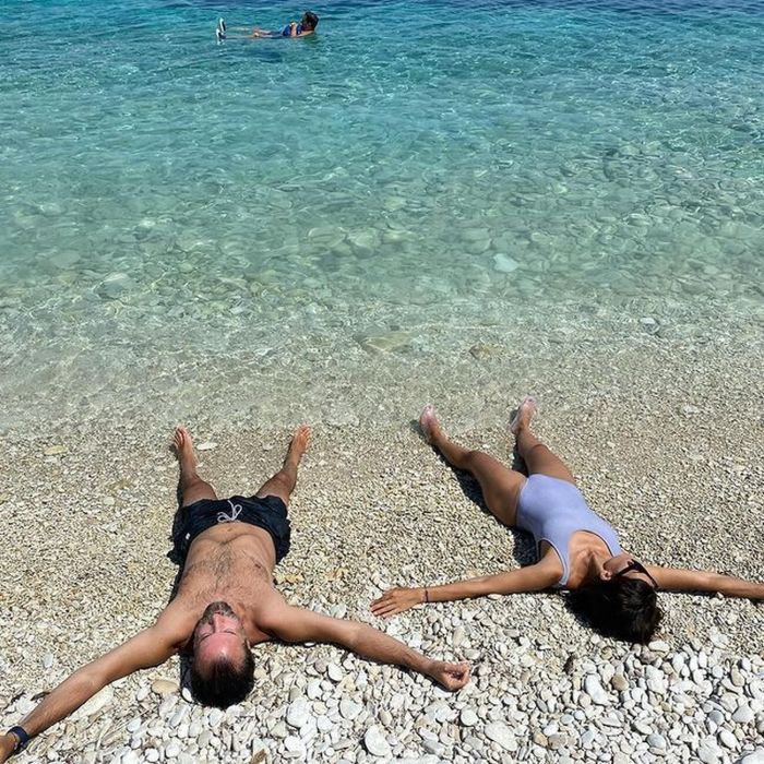 Τελικά, το ζευγάρι κατάφερε να παντρευτεί όπως ακριβώς το επιθυμούσε. 