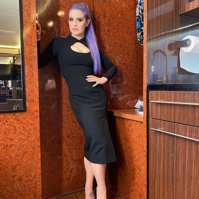 Το 2018, η Kelly Osbourne έκανε χειρουργική επέμβαση στομάχου, με αποτέλεσμα να χάσει 38 κιλά. @kellyosbourne