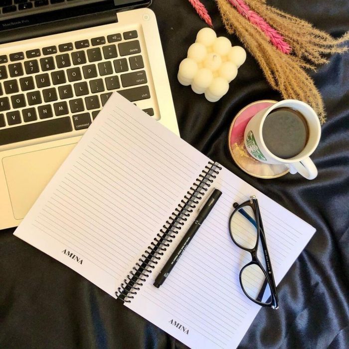 Γι΄ αυτό την επόμενη φορά που θα πας να τα πετάξεις στα σκουπίδια, σκέψου το διπλά. @letoucherdeh