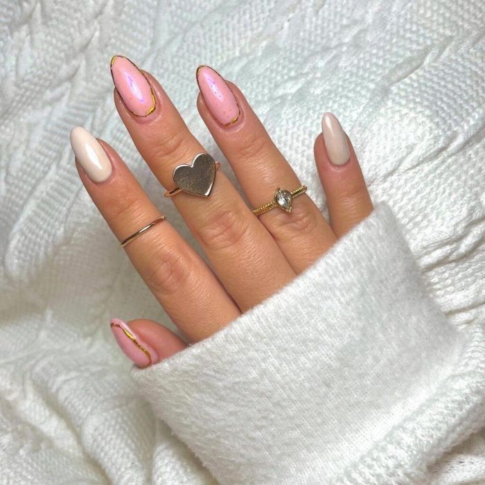 Opal Nails
@nailsbyadeled
