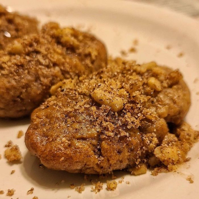 Τα μελομακάρονα είναι ένα από τα πιο δημοφιλή γλυκά.
@kalofagas