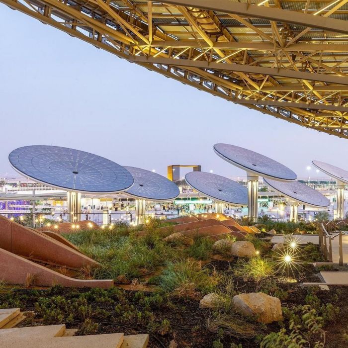 Το εντυπωσιακό βιώσιμο κτήριο στο Dubai είναι κατασκευασμένο από τεράστια «ενεργειακά δέντρα»