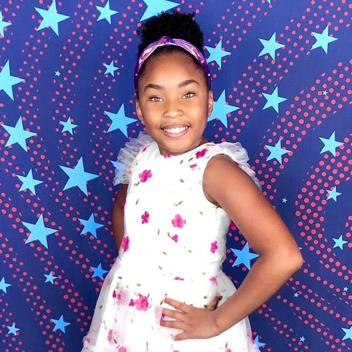 Ακούγοντας αυτό το τραγούδι, θα μπεις κατευθείαν σε χριστουγεννιάτικο mood. @victorybrinker.official