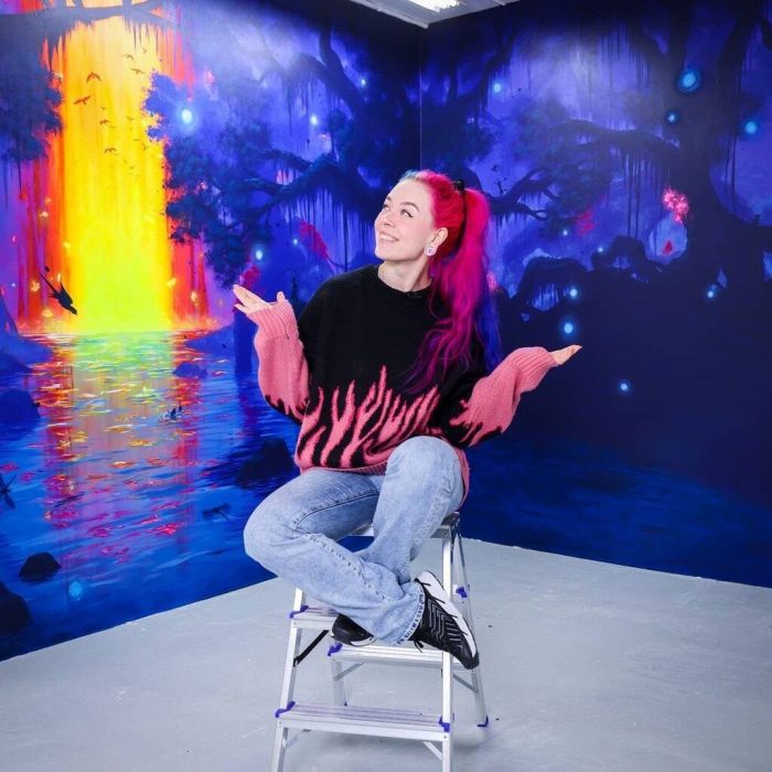 Τεράστια τοιχογραφία που ζωγράφισε η Martina. 