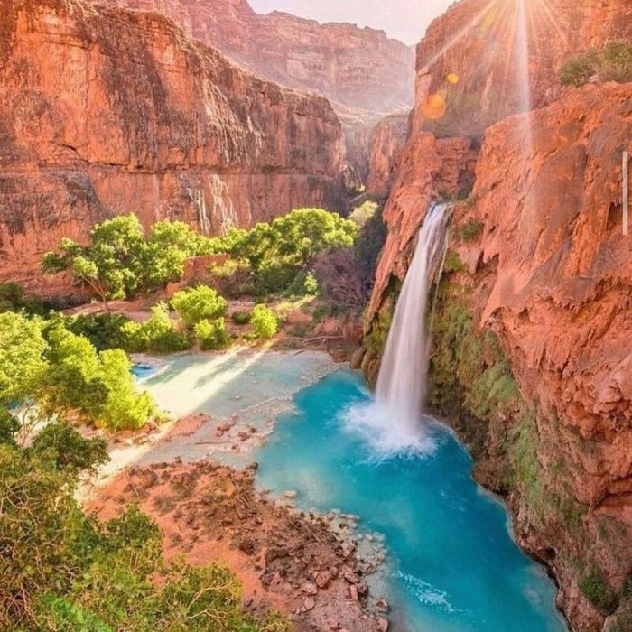 Σκορπιός: Η Αριζόνα των ΗΠΑ είναι ιδανικός ταξιδιωτικός προορισμός για εσένα. Το εθνικό πάρκο Grand Canyon θα σε μαγέψει, ενώ εκεί θα μπορέσεις να περιηγηθείς στο South Rim, να κάνεις ράφτινγκ στον ποταμό Κολοράντο και πεζοπορία στους εντυπωσιακούς καταρρ