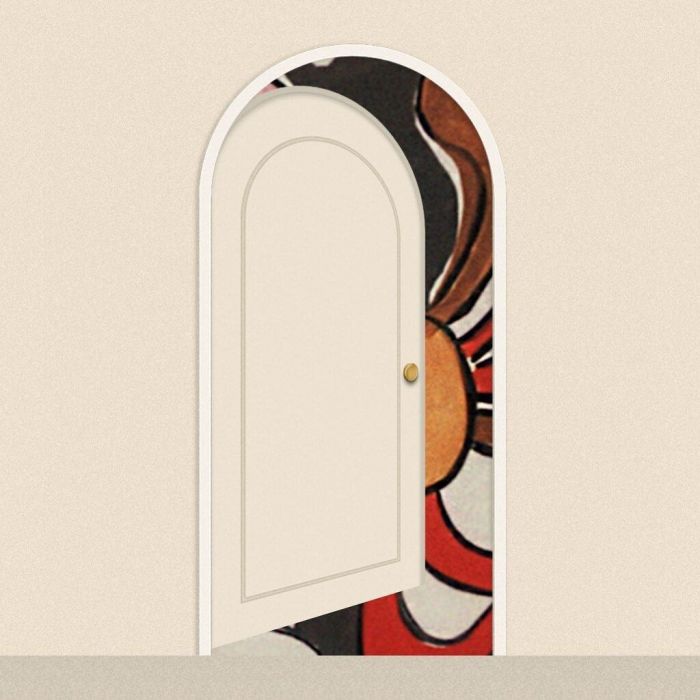 Που δείχνει μια μπεζ πόρτα να ανανεώνεται κάθε μέρα για να αποκαλύπτει μια διαφορετική εικόνα @youarehome