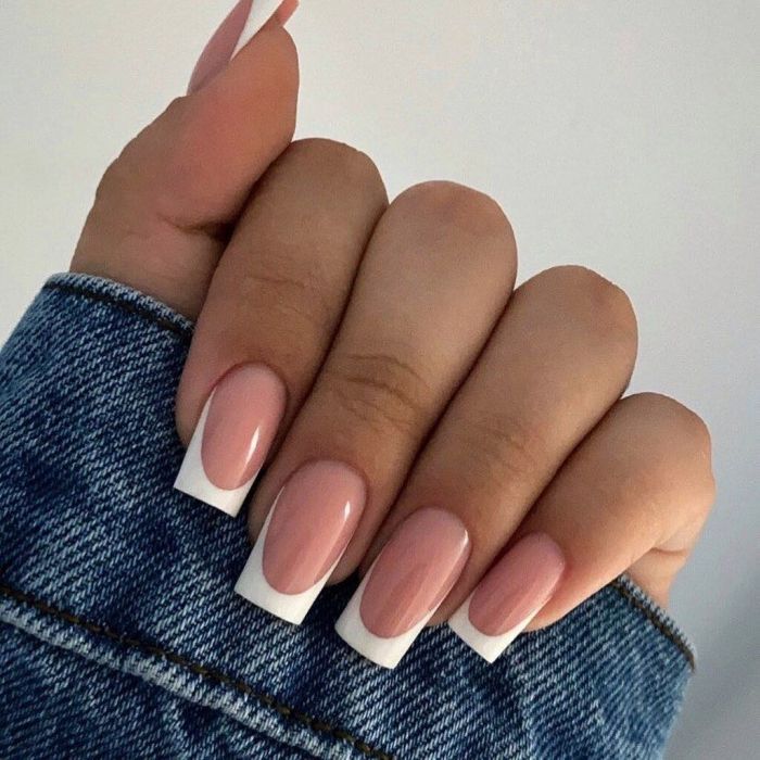 συνδύασέ το με γαλλικό mani!