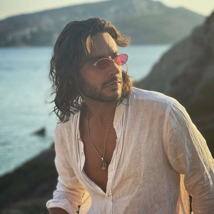 Το videoclip έχει ξεπεράσει τις 110 χιλιάδες προβολές.