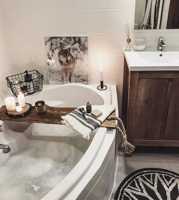 DIY: Φτιάξε το πιο πρωτότυπο τραπεζάκι για τη μπανιέρα