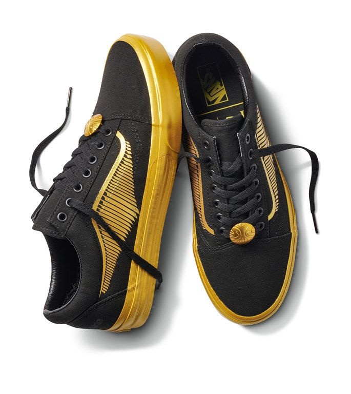 You’re a wizard Harry! Tα νέα Vans x Harry Potter είναι εδώ και ετοιμάζονται να σε μαγέψουν!