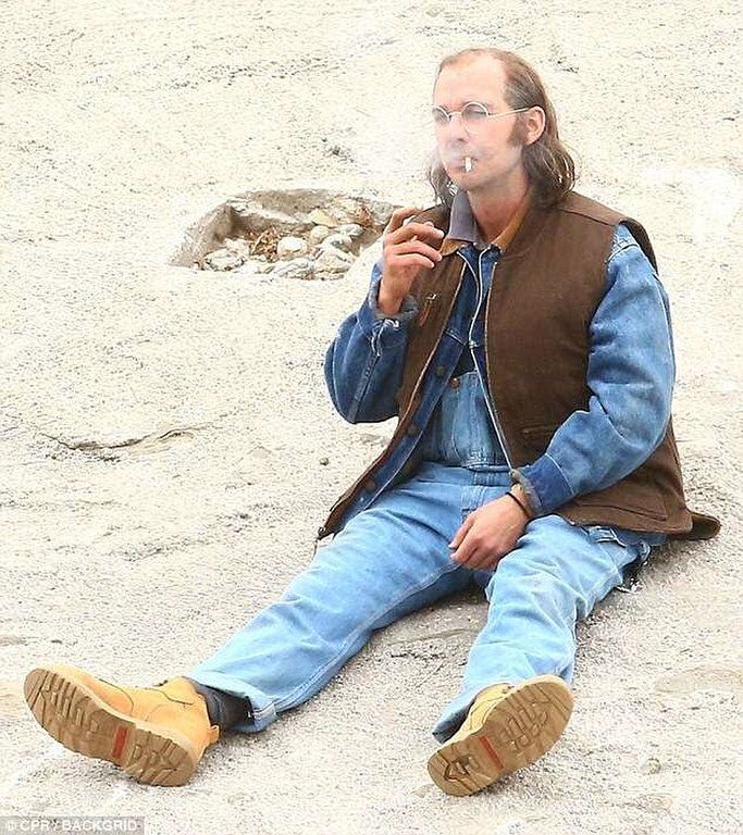 Δεν φαντάζεσαι ποιός είναι ο κούκλος ηθοποιός που μεταμορφώθηκε για χάρη της νέας του ταινίας