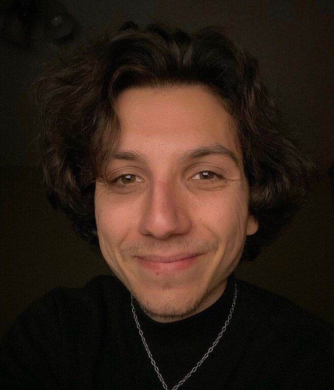 Στο Instagram θα τον βρεις με το όνομα @ansonseabra