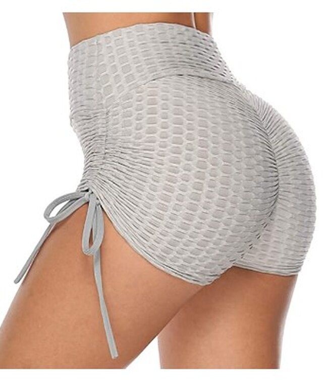 Το πιο hot σορτσάκι του φετινού καλοκαιριού στοιχίζει μόλις 16 ευρώ