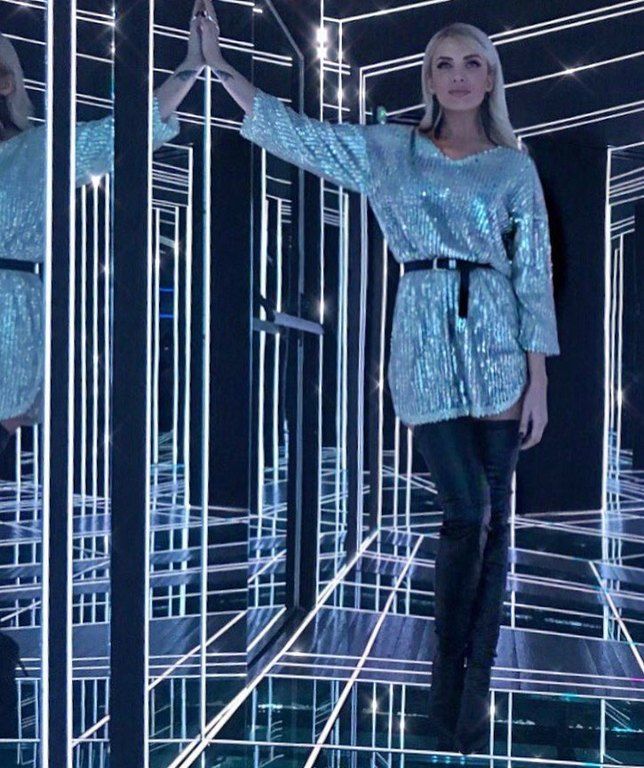 Η Κατερίνα Καινούργιου λέει «αντίο» στο 2017 με μία εμφάνιση πιο sexy από ποτέ