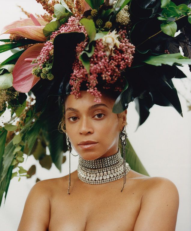 Η Beyoncé φωτογραφίζεται για το νέο τεύχος της Vogue 