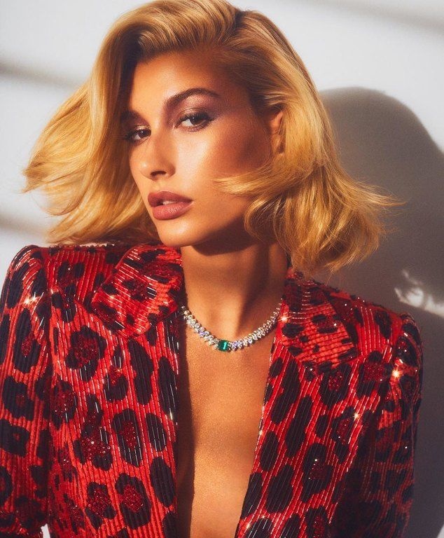 Hailey Bieber