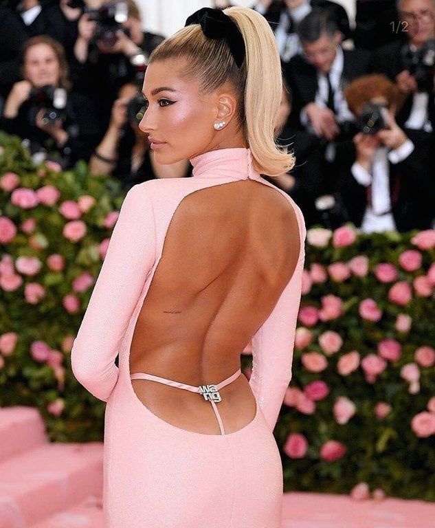 Barbie Hair. Με μία απλή κορδέλα το ponytail σου αποκτά άλλη χάρη.