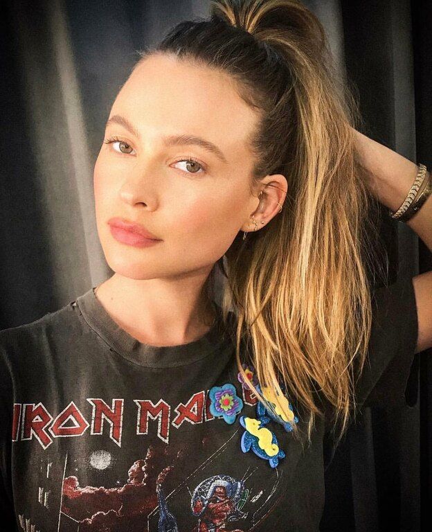 Η Behati Prinsloo ανέβασε την πιο χαριτωμένη φωτογραφία με τις κόρες της