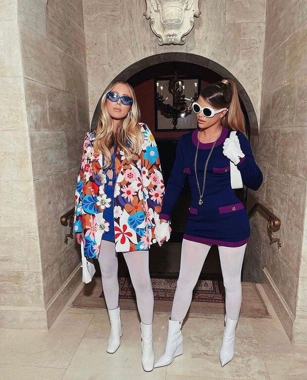 Τίποτα δεν μπορεί να πάει λάθος με ένα all-white bootie. Συνδυασέ το με ένα φόρεμα, maxi ή mini, ή με ένα jean καμπάνα και ένα τιραντάκι σε ουδέτερο χρώμα @simonmillerusa