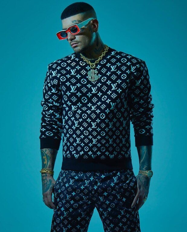 Το «Online» στο Νο6, το «PTSD» στο Νο7, το «Highway» στο Νο8