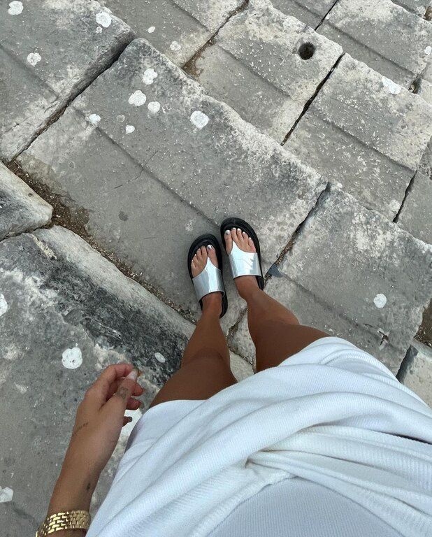 Οι αναρτήσεις της έχουν συγκεντρώσει χιλιάδες likes.