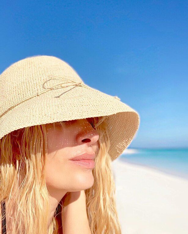 Στη θάλασσα κάτω από τον ήλιο της Άνδρου