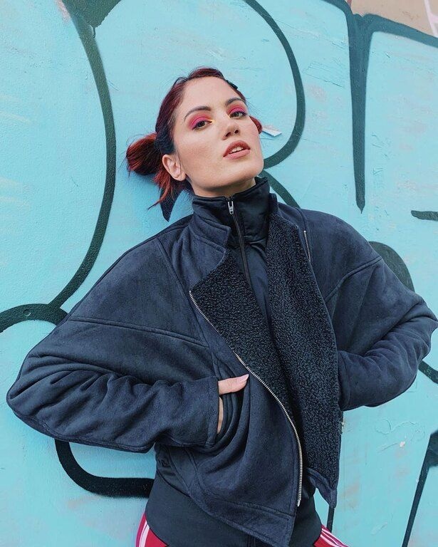 Sisterhood Power: Το νέο video της Μαίρης Συνατσάκη κάνει το πιο epic vlog με την αδελφή της 