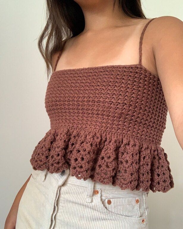 Επένδυσε σε ένα κροσέ τοπ @sophiee.stitches