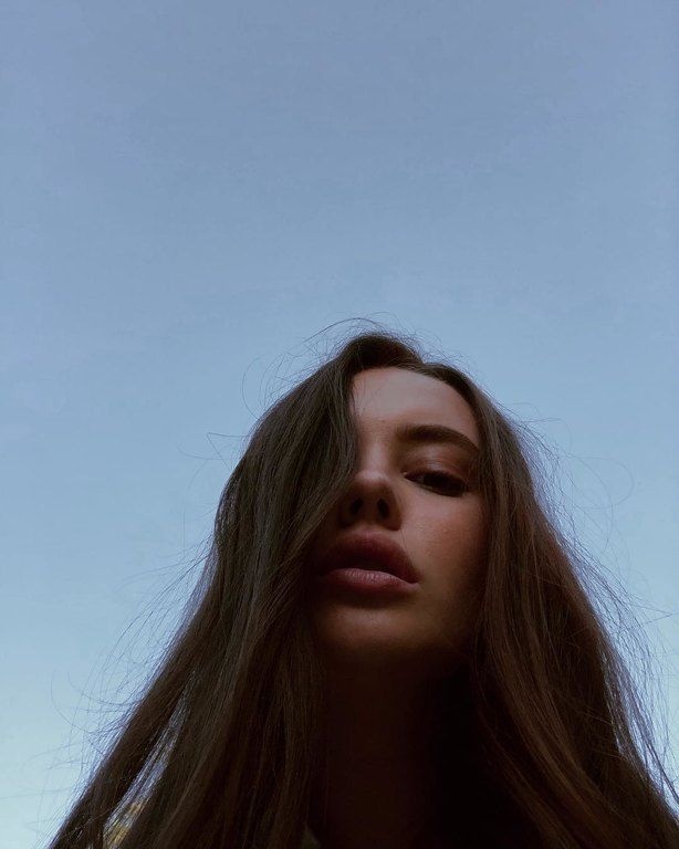 Δείτε την μεγάλη αλλαγή της Katherine Langford 