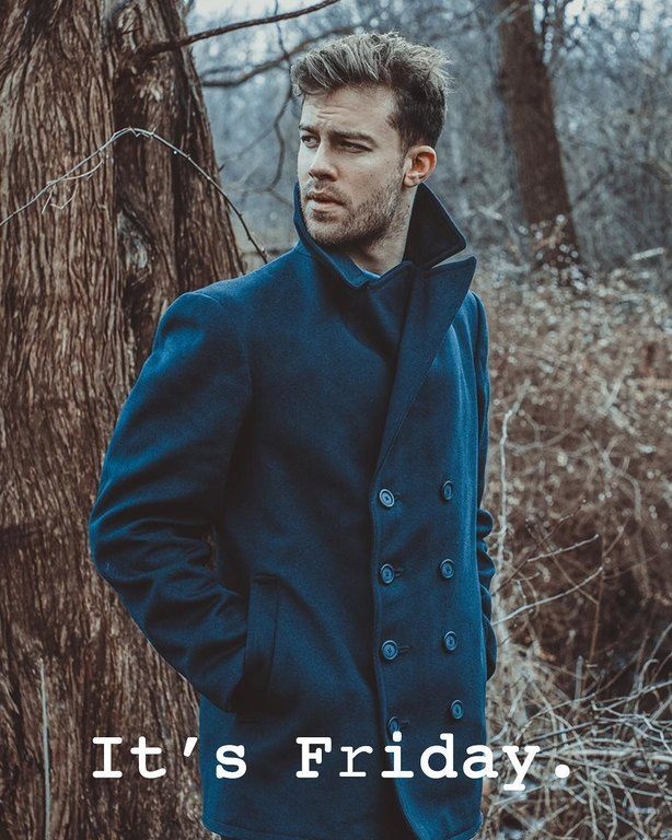 Joel Cederberg: Ανακρίνουμε τον κούκλο πρωταγωνιστή της ταινίας «Περιμένοντας τη Νονά»