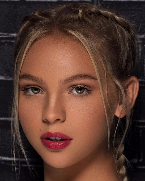 4+1 μυστικά για πλούσιες βλεφαρίδες 