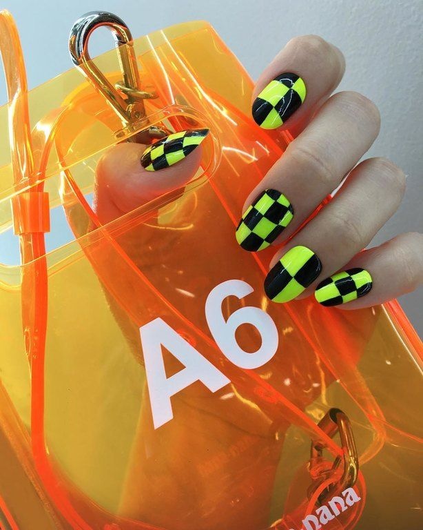 Πώς να συνδυάσεις τα fluo χρώματα 