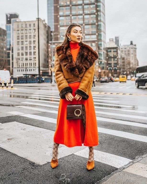 Πώς φόρεσαν οι bloggers το fluo trend 