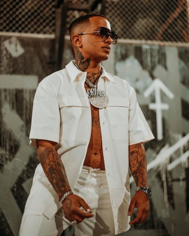 @nerograco είναι το όνομα, του γνωστού σε όλους μας Light 